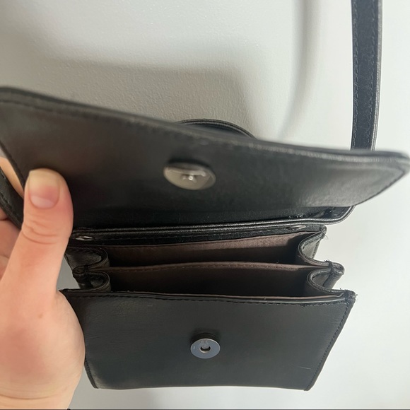 Matt and Nat Crossbody Purse - Picture 6 of 11